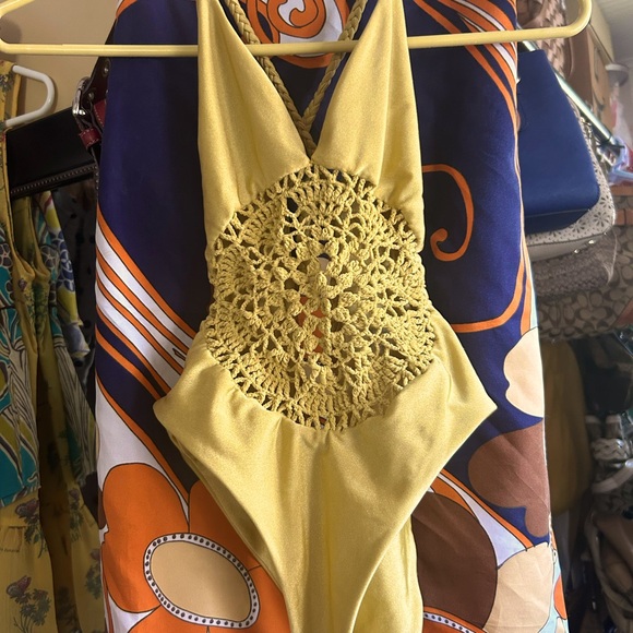 Bathing Suit - Picture 3 of 6